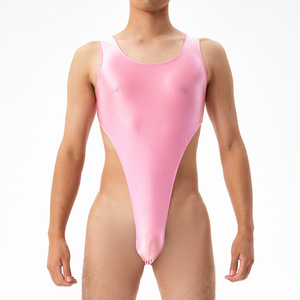 ชุดบอดี้สูทจั๊มพ์สูทแบบเปิดหลัง คิง แมคกรีน สตาร์ เมน ผ้าเงา คอลึก ทรงจ็อคสแตรป สายรัดเอวสูง - Product Image 1