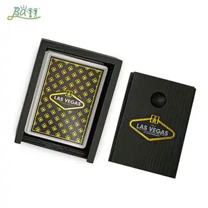 Carta da gioco di fabbrica Logo personalizzato 300G a buon mercato oro metallizzato professionale Poker carta da gioco con scatola di legno nero cassetto