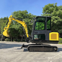 Excavatrice compacte sur chenilles robuste R330 avec moteur D1105 pour le défrichement et le débroussaillage des terrains