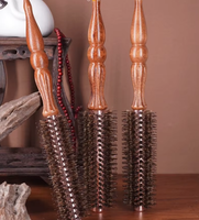 Vente directe fabricant : Brosse chauffante ionique confortable et résistante aux hautes températures pour cheveux, fonction séchage, bois et nylon