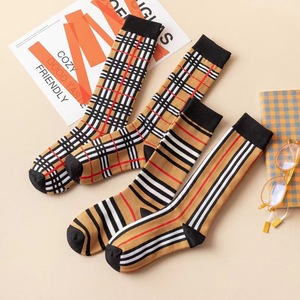 Wholesale Fancy Scottish <strong>Tartan</strong> <strong>Sock</strong> Thick Soft Winter Cozy Unisex Cotton Design <strong>Socks</strong> for Girls - Product Image 6