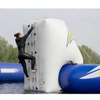 Ensemble de jeux aquatiques multifonctionnel gonflable en gros : trampoline aquatique, mur d'escalade flottant avec toboggan et plateforme de natation