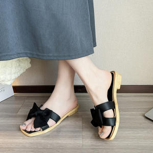 Chaussons d'hiver pour femmes et hommes, taille universelle, antidérapants, doux et chauds, chaussures d'intérieur pour l'hiver - Product Image 5