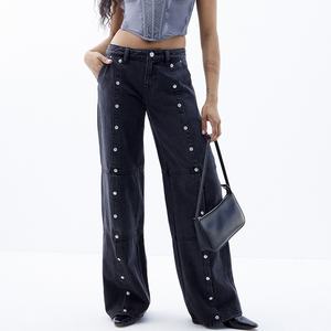 Nouveau Jean Ample Femme Style Urbain avec Rivets, Décontracté et Tendance, Effet Délavé, Coupe Baggy - Product Image 1