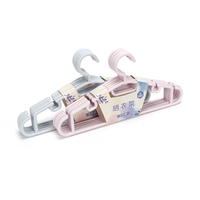 Cintres en plastique multifonctionnels et résistants, nouveau design, pour vêtements, manteaux, chemises, lingerie et jupes, gain de place, vente en gros