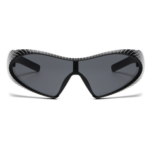 Occhiali da Sole Unisex 4718 Avant-garde con Montatura Concava Esagerata UV400, Stile Futuristico 2024, Montatura Grande, Moda Europea e Americana - Product Image 5