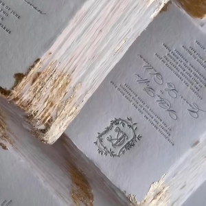 Etiquetas de Papel con Borde Desgarrado de Diseño Personalizado, Textura Especial, Papel de Algodón Artístico, Impresión de Etiquetas para Prendas - Product Image 6