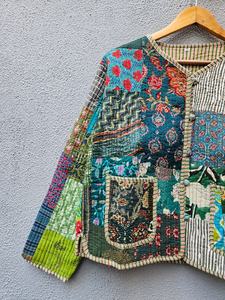 Abrigo de algodón acolchado hecho a mano para mujer, estilo invierno, con estampado indio, estilo bohemio, regalo para ella, de un exportador indio. - Product Image 6