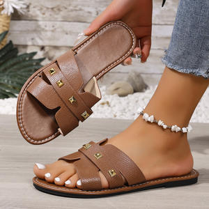 Chaussons d'été plats <span class=keywords><strong>en</strong></span> gros, nouvelle collection, semelle <span class=keywords><strong>en</strong></span> caoutchouc, couleur unie, grandes tailles, doublure <span class=keywords><strong>en</strong></span> similicuir, avec remise populaire - Product Image 4