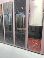 Carreaux de sol en porcelaine aspect marbre 60x60 de l'usine de Foshan, brillants, antibactériens, rouge violet poli, pour salle à manger, centre commercial, salon
