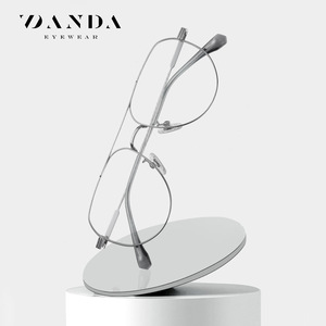 Gafas Danda Eyewear ST6219 Pilot con Montura Completa de Titanio, Anti Luz Azul, Unisex, Ligeras, Ópticas - Product Image 3
