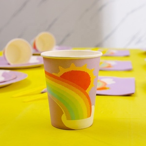 Civi ชุดเครื่องใช้บนโต๊ะอาหารแบบใช้แล้วทิ้งสำหรับเด็กชุดจานและถ้วยใช้แล้วทิ้งสำหรับปาร์ตี้วันหยุดสีรุ้งโชคดี - Product Image 4