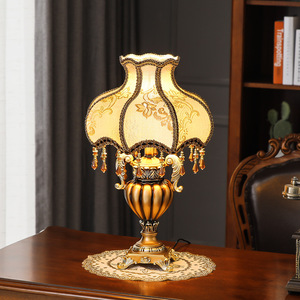 Victoria phong cách Châu Âu Retro Mỹ cổ điển sang trọng lãng mạn đèn bàn đám cưới cho phòng khách và phòng ngủ cạnh giường ngủ - Product Image 3