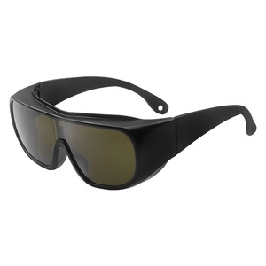 Gafas de seguridad para láser Tc, lente de 2 mm, 10 de transmitancia, marco negro para protección de 800-1110 nm, fabricadas en Shenzhen - Product Image 2