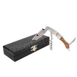 Ouvre-bouteille de <span class=keywords><strong>vin</strong></span> en acajou et en acier inoxydable avec coupe-feuille personnalisé pour les amateurs de <span class=keywords><strong>vin</strong></span> dans une élégante boîte en bois - Product Image 1