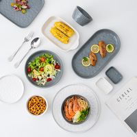 Vaisselle en céramique personnalisée en gros, assiettes à dîner en céramique, ensemble de vaisselle de luxe pour hôtel cinq étoiles