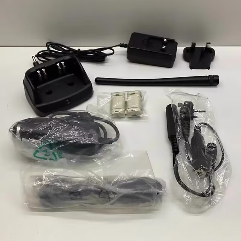 ハンドヘルドラジオYAESU FTA-850LトランシーバーforAVIATIONラジオVHF