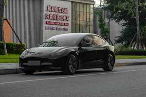 รถเทสล่า โมเดล <span class=keywords><strong>3</strong></span> ปี 2022 ขับเคลื่อนล้อหลัง รถซีดานไฟฟ้า แบตเตอรี่ LFP 60 กิโลวัตต์ชั่วโมง ระยะทางวิ่ง 556 กิโลเมตร พร้อมระบบขับเคลื่อนอัตโนมัติ ดูแลรักษาอย่างดี พร้อมจัดส่ง - Product Image 2