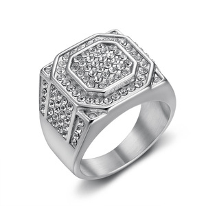 Squisita dichiarazione di lusso argento placcato esagonale gemma incrostato anello da uomo per gentiluomini sofisticati - Product Image 2