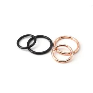 O O - Product Image 2