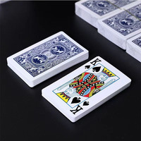 Vente en gros de cartes à jouer blanches de haute qualité cartes à jouer royales en plastique de Taiwan cartes à jouer en plastique résistant à l'eau