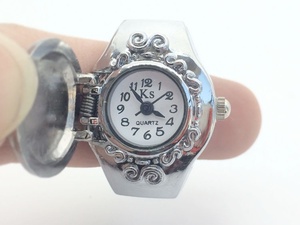 Montre à doigt couleur bonbon, mini montre à quartz brillante avec diamants, bracelet élastique, cadeau pour femmes, filles, <span class=keywords><strong>étudiant</strong></span>es - Product Image 2