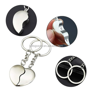 Mejor venta atractiva regalos juego par llaveros para los amantes de Metal en forma de corazón llavero magnético titular - Product Image 3