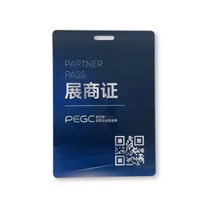 Carte de visiteur de permis d'exposition personnalisée en PVC NFC ISO14443A MIFARE Classic 1K/NTAG213/NTAG215/NTAG216 Carte de passe d'exposition RFID