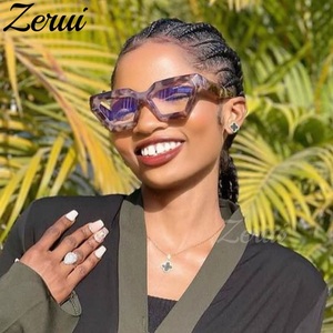 <span class=keywords><strong>2023</strong></span> à la mode coloré Sexy femmes <span class=keywords><strong>lunettes</strong></span> <span class=keywords><strong>de</strong></span> <span class=keywords><strong>soleil</strong></span> Unique nouveau concepteur luxe <span class=keywords><strong>lunettes</strong></span> <span class=keywords><strong>de</strong></span> <span class=keywords><strong>soleil</strong></span> épais carré cadre PC hommes femmes Style - Product Image 4