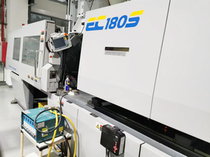 Mesin cetak injeksi Jepang 180 ton Motor Servo elektrik otomatis kecil EC180S mesin cetak injeksi bekas - Product Image 4
