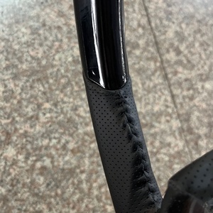 <span class=keywords><strong>ขาย</strong></span>ร้อน 15 นิ้วสไตล์กีฬาหนังพวงมาลัยโตโยต้ารุ่น Estima Prius Corolla Fortuner มงกุฎหนึ่งAvanzaที่กําหนดเองสีขาว - Product Image 4