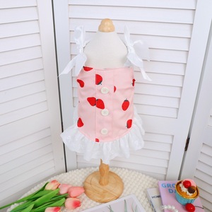Robe pour chien motif fraises rose, style princesse mignon, vêtements printemps-été pour petites races - Product Image 1
