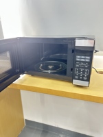 Mini four à micro-ondes de comptoir de cuisine à ondes micro 20L avec fonction de verrouillage pour enfants