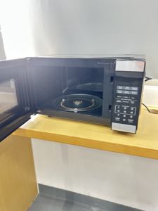 <span class=keywords><strong>Mini</strong></span> <span class=keywords><strong>four</strong></span> à <span class=keywords><strong>micro</strong></span>-ondes de comptoir de cuisine à ondes <span class=keywords><strong>micro</strong></span> 20L avec fonction de verrouillage pour enfants - Product Image 3