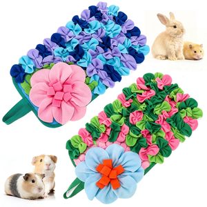 Alfombrilla Olfativa para Animales Pequeños, para Conejos, Perros, Cobayas y Ratones, Alfombra de Poliéster Interactiva con Diseño de Flores para una Alimentación Divertida - Product Image 1