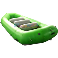 Rafting incroyable : bateau gonflable en PVC, stable et léger, idéal pour la navigation sur les rivières sauvages.