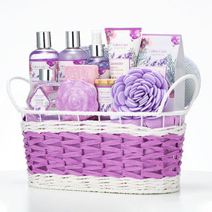 Vente <span class=keywords><strong>en</strong></span> gros d'usine, coffret cadeau de luxe personnalisé pour le bain et le <span class=keywords><strong>spa</strong></span> à la lavande, gel douche, lotion pour le corps, coffret cadeau de soins pour le bain et le corps pour les fêtes - Product Image 5