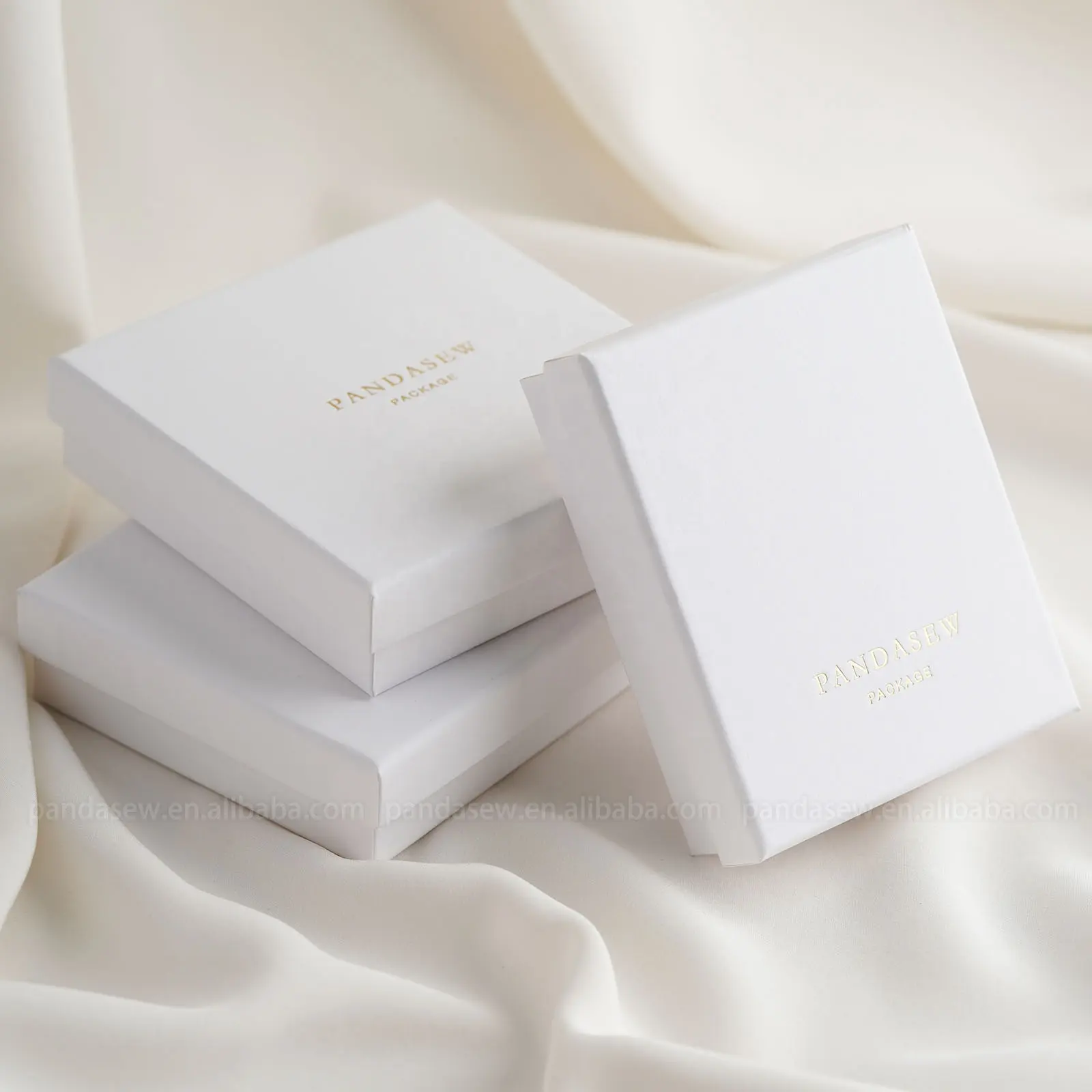 PandaSew Custom Logo Luxury Printed Matte White Gift Box Kraft Cardboard Lid and Base Jewelry Box