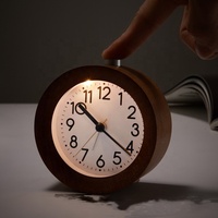 Horloge de table silencieuse à quartz analogique Imarch avec mécanisme de mouvement à quartz et lumière