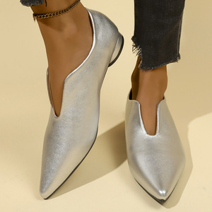 Large Size Pointed Toe Slip-on Women's Low Top Shoes Autumn Retro Temperament V Professional Small Leather Shoes 43 - Product Image 4