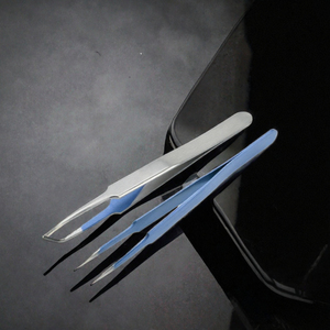 Pinces à cils en acier inoxydable en gros pour faux cils en bande, pinces à cils en grappe avec logo personnalisé, applicateur de cils à marque privée - Product Image 3