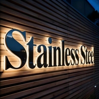 Livraison rapide, enseigne en métal avec logo 3D, enseigne LED personnalisée, enseigne murale éclairée par LED, enseigne de salon de beauté SPA, enseigne de studio, enseigne en lettres LED