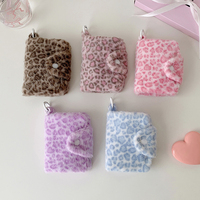 Vente directe d'usine, porte-cartes en peluche léopard, mini pochette zippée en fourrure, portable pour la vie quotidienne des filles