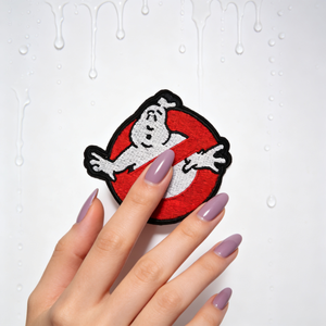 Símbolo de Fantasma <span class=keywords><strong>Rojo</strong></span> y Blanco con Contorno Negro para Fanáticos de Películas Retro, Decoración de Ropa, Parches Bordados de Diseño - Product Image 1