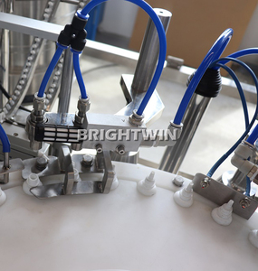 เครื่องฉีดสเปรย์น้ำหอมแบบสามในหนึ่งเดียวสเปรย์ระงับกลิ่นกายแบบอัตโนมัติ - Product Image 6