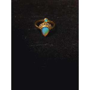 Bague en argent sterling 925 avec opale éthiopienne naturelle, bijoux de mariage classiques pour femmes, sertissage en bézel, logo personnalisé, MOQ 30 pièces, pour les fêtes - Product Image 1