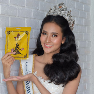 LANNA SEVEN Cerotti per Piedi Thailandesi allo Zenzero e Artemisia di Pechino, Pasta per Piedi Idratante e Salutare, Prodotto Originale - Product Image 1