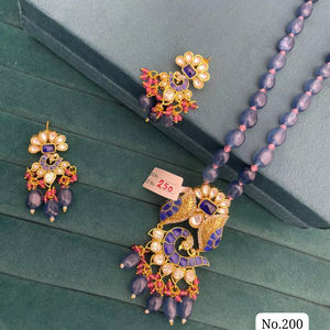 Juego de fusión Kundan con cuentas, joyería nupcial y fina chapada en oro con piedras principales de circón y rubí para regalo - Product Image 2