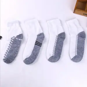 Cheap Wholesale Mens Socks Breathable Sublimation Blank Socks Polyester Sport Socks