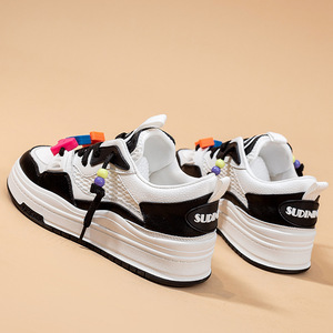 Nouvelles baskets décontractées polyvalentes pour étudiantes, à lacets, en cuir véritable blanc, plateforme épaisse, coupe basse, bicolores, Printemps 2026 - Product Image 4